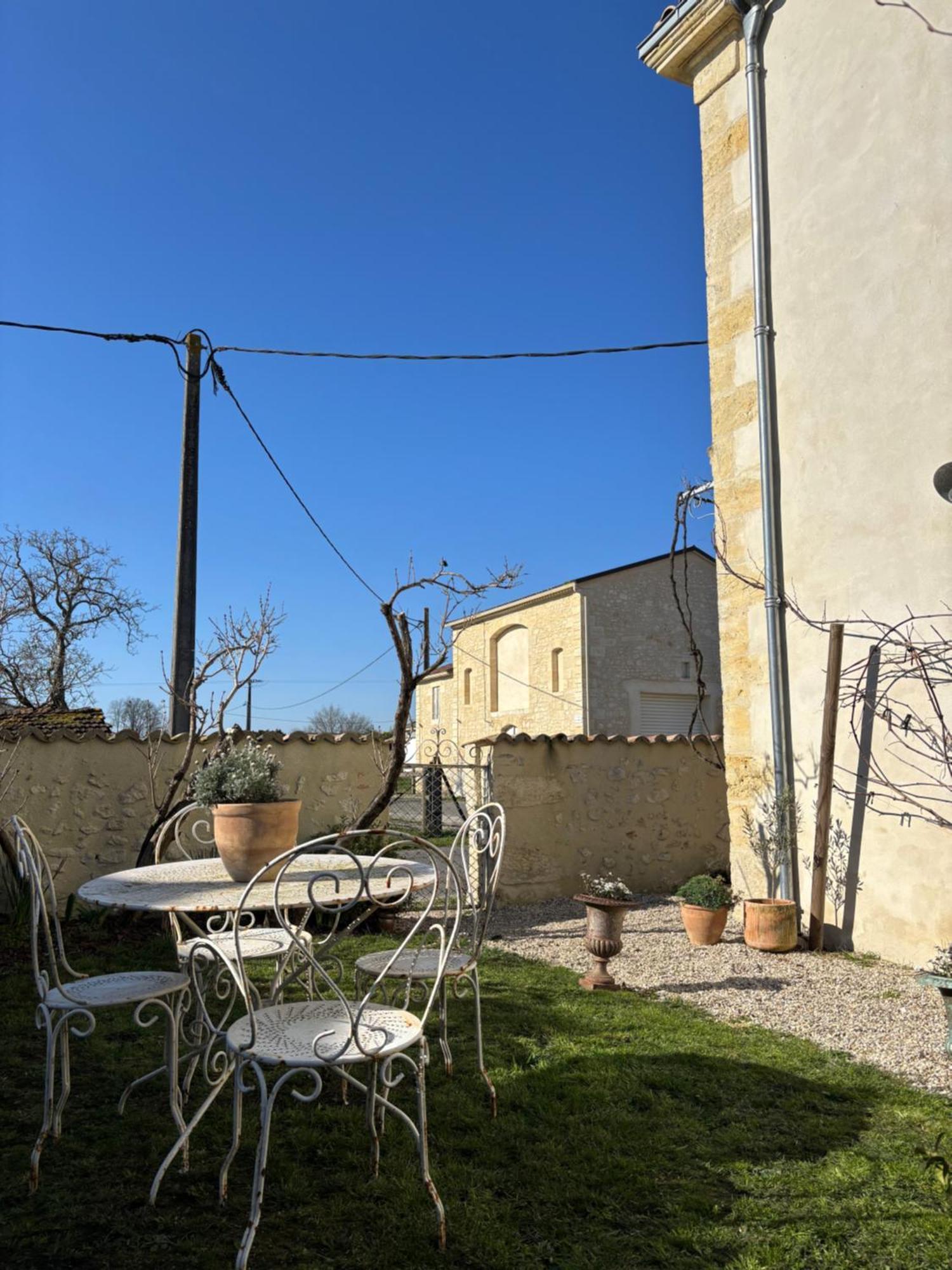 Chateau La Fon Du Berger Saint-Sauveur  Экстерьер фото